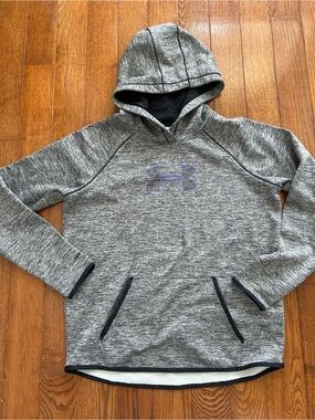 Under Armour hoodie sweatshirt (ladies)